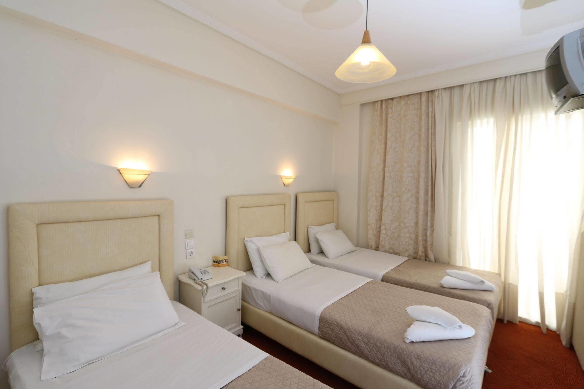 Athens Delta Hotel Екстериор снимка
