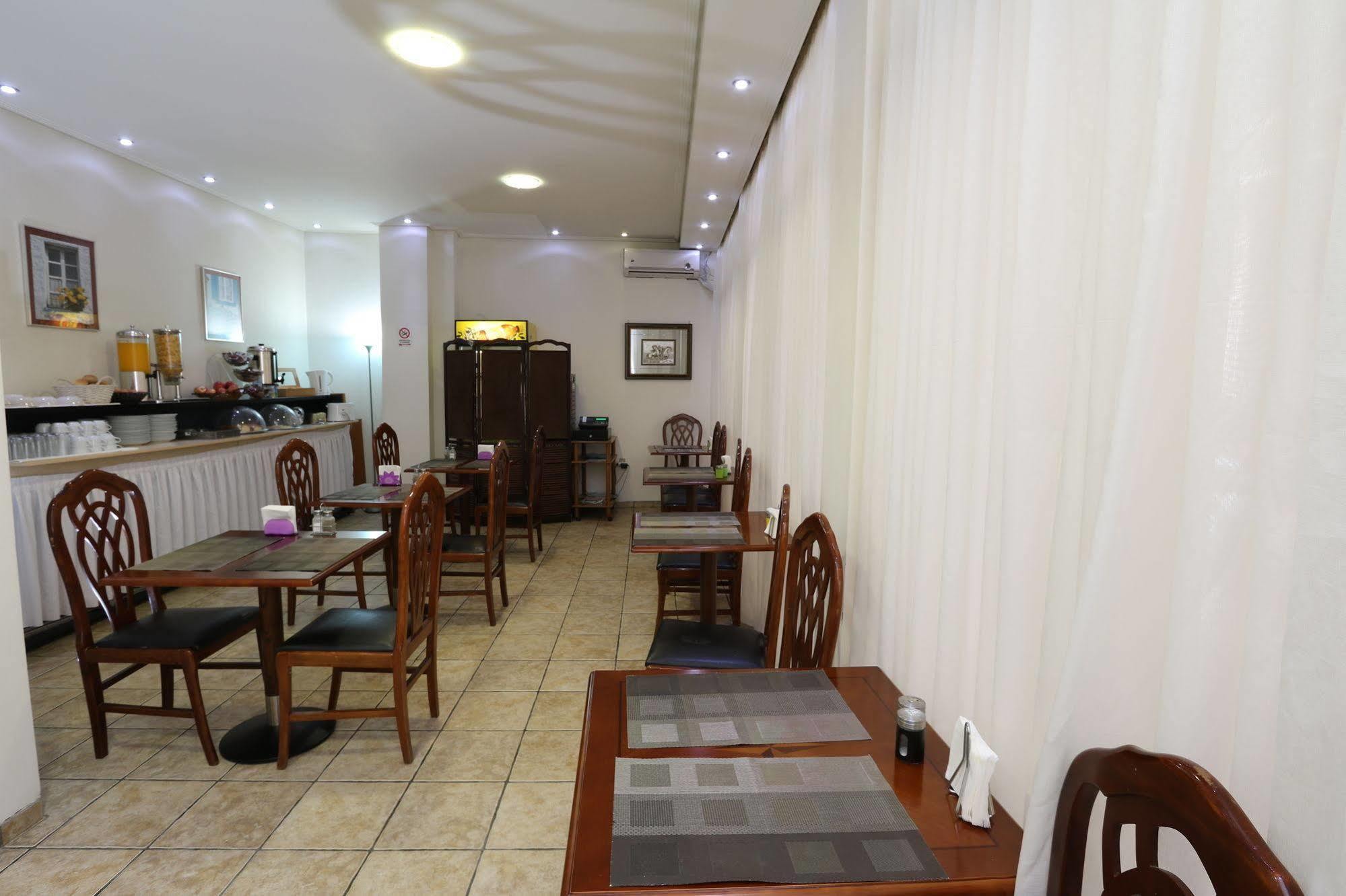 Athens Delta Hotel Екстериор снимка